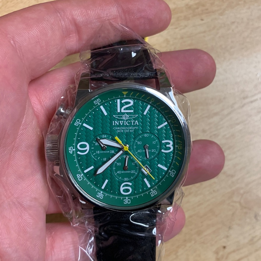 NWT Mens Invicta Watch